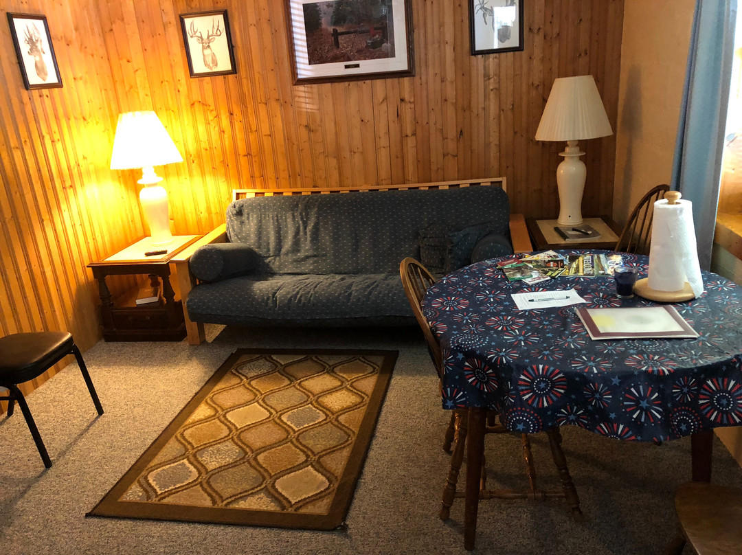 The Creekside Inn主图