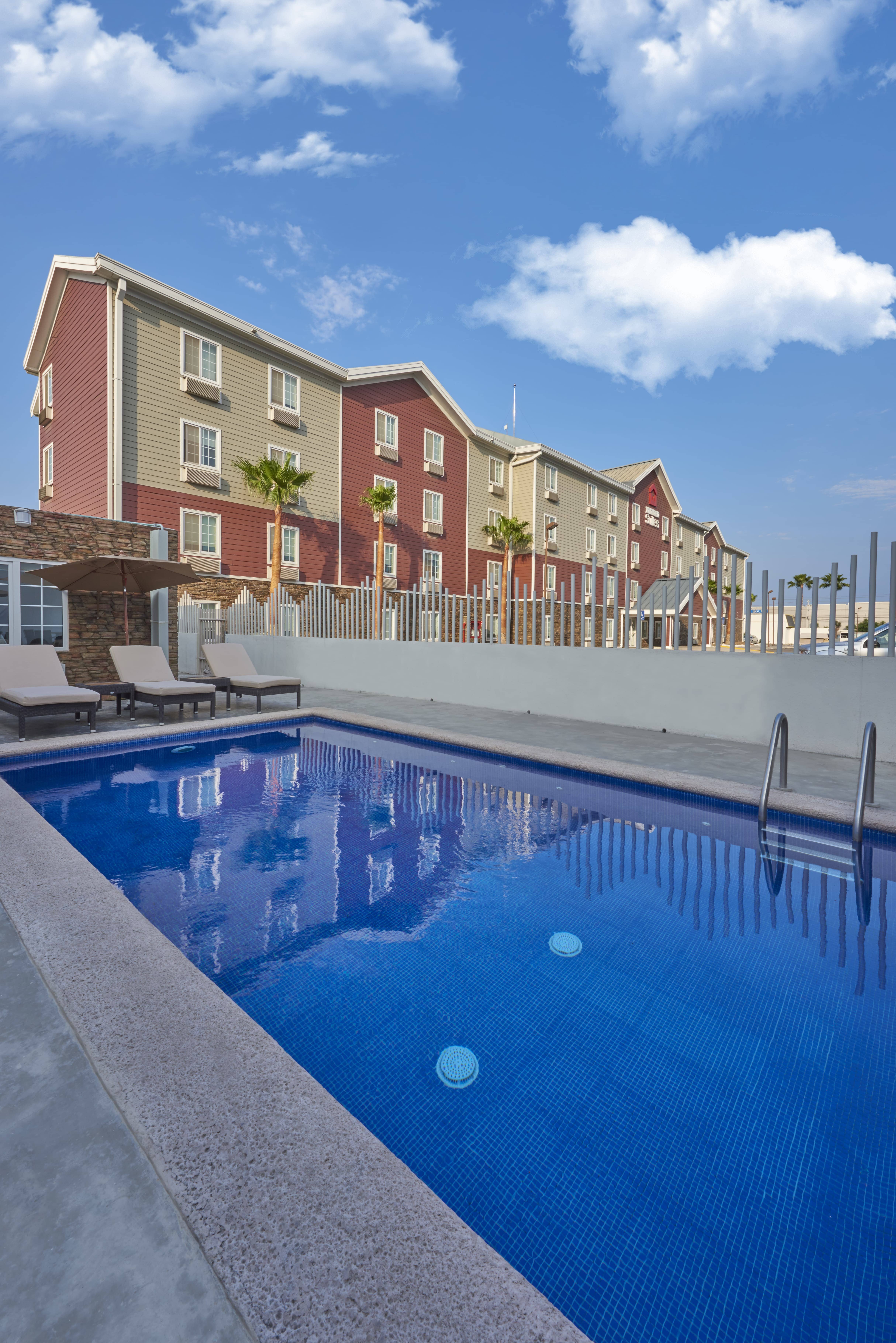 Extended Suites Querétaro Juriquilla-portrait