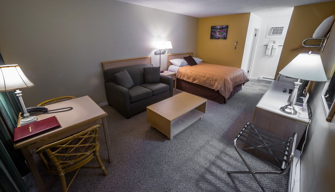 Westwood Motel 100 Mile House主图