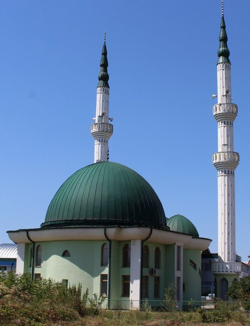 Dzamija Trn-Polje-Trn必去景点