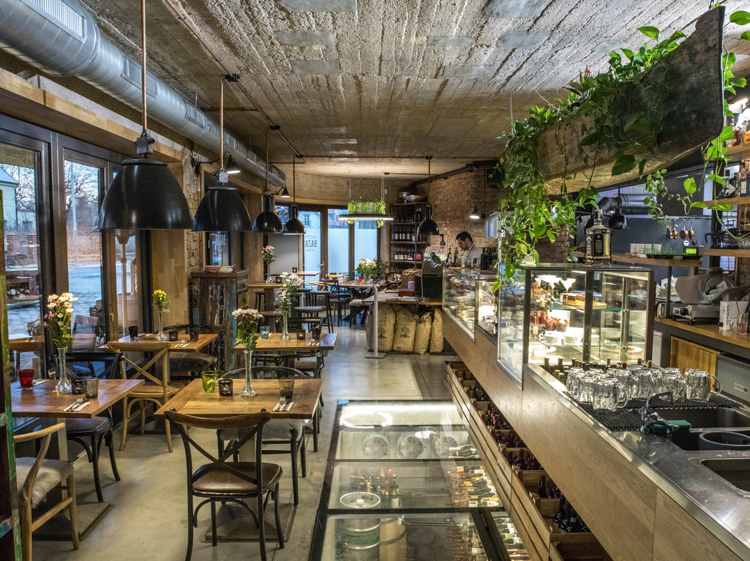 Horousany餐馆和美食-BAZAR Klánovice - Restaurace
