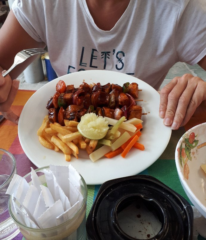 Maamigili餐馆和美食-Vi-Vaz