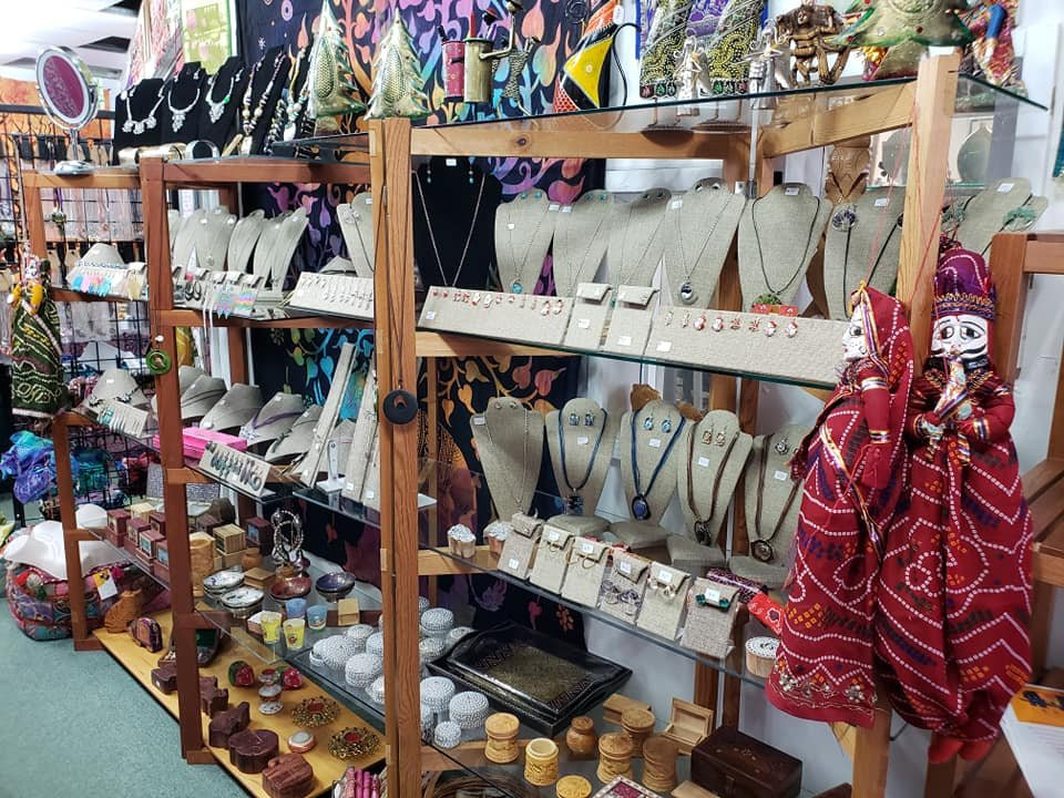 India Trunk Sale-橡树岭必去景点