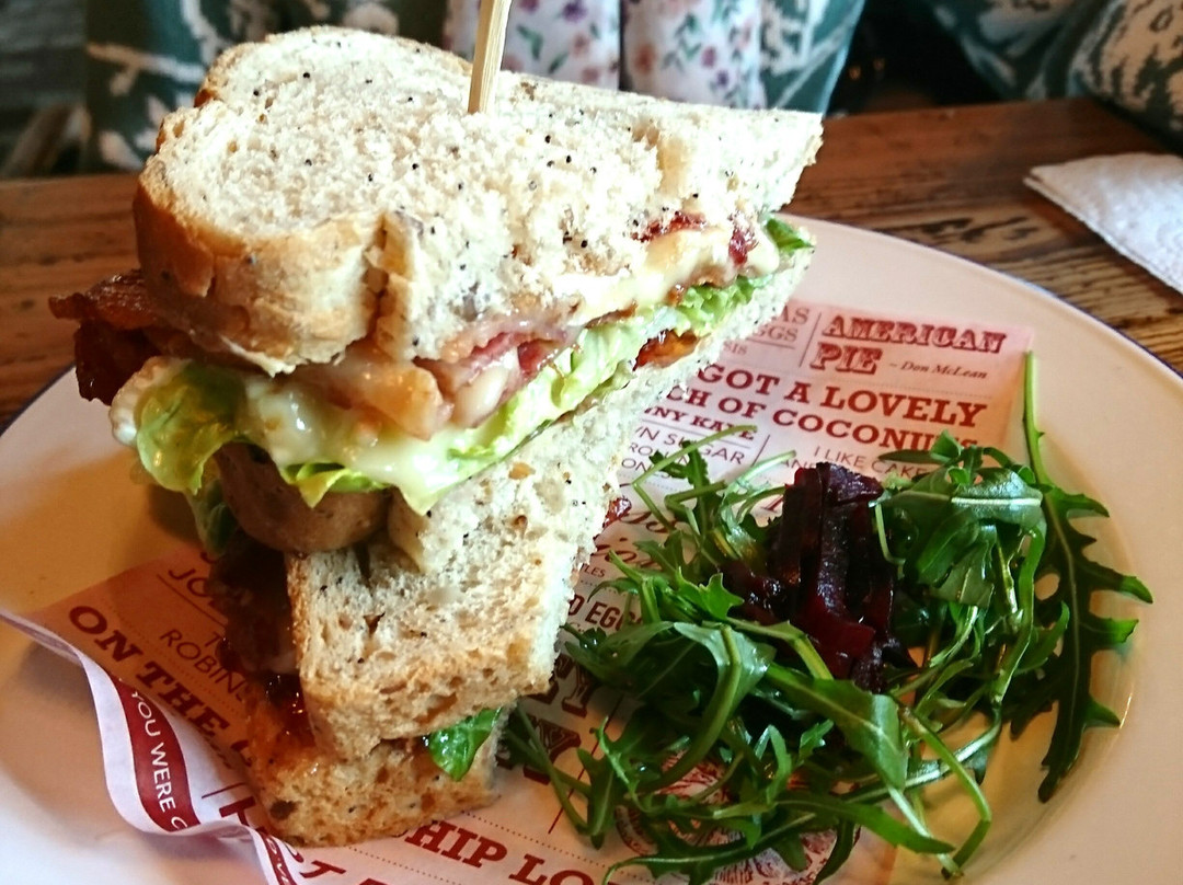 H W Davis Clothing-圣奥古斯丁必去景点