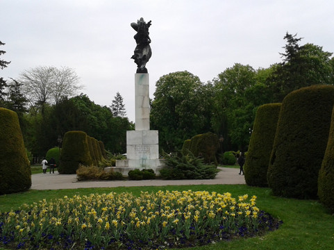 Monument of Gratitude to France-贝尔格莱德必去景点