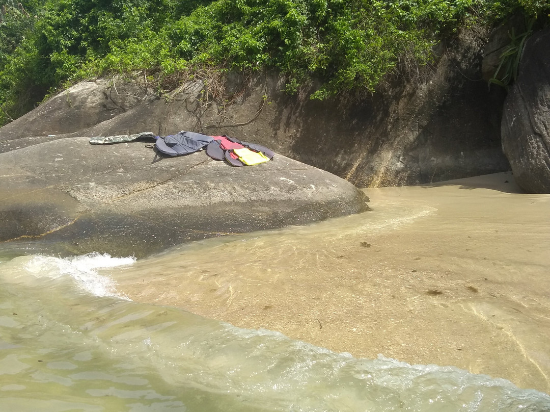 Praia Ilha do Pelado景点图片