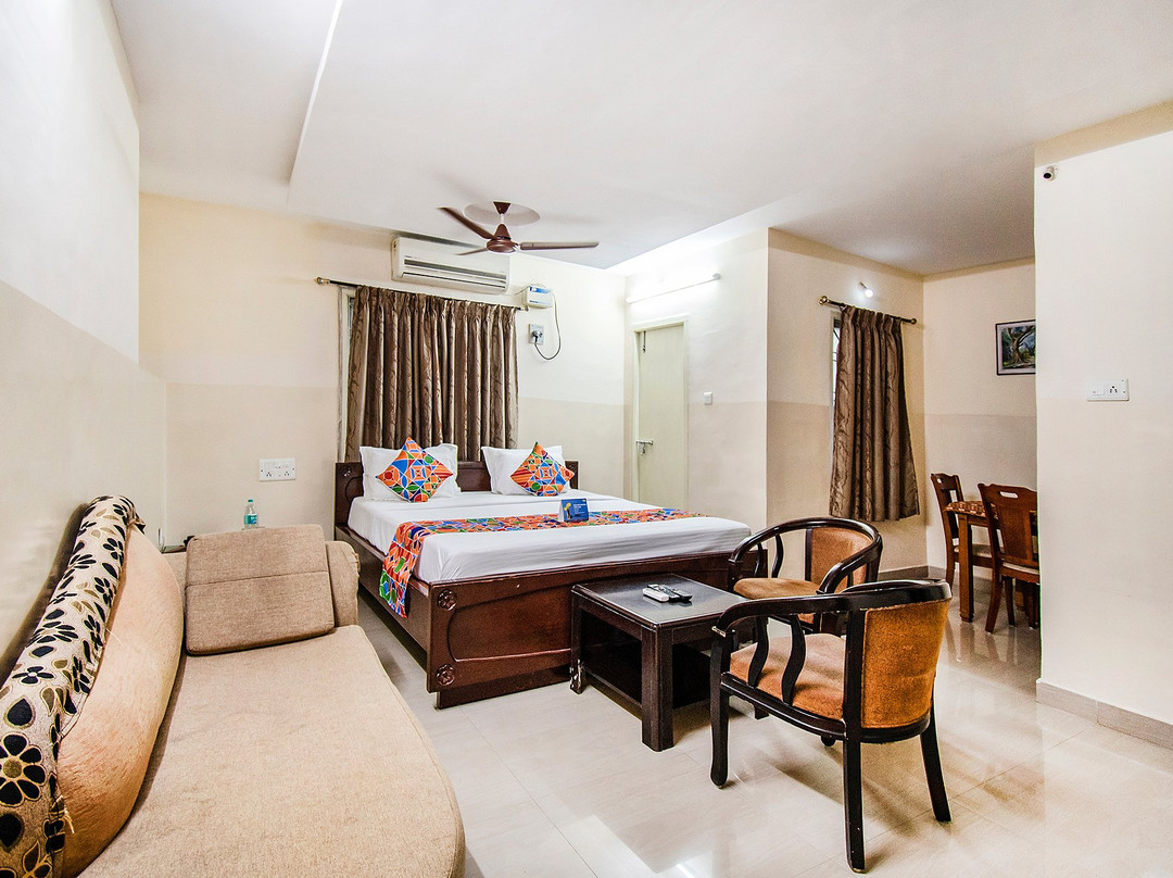 FabHotel Aditya Yatri Nivas主图