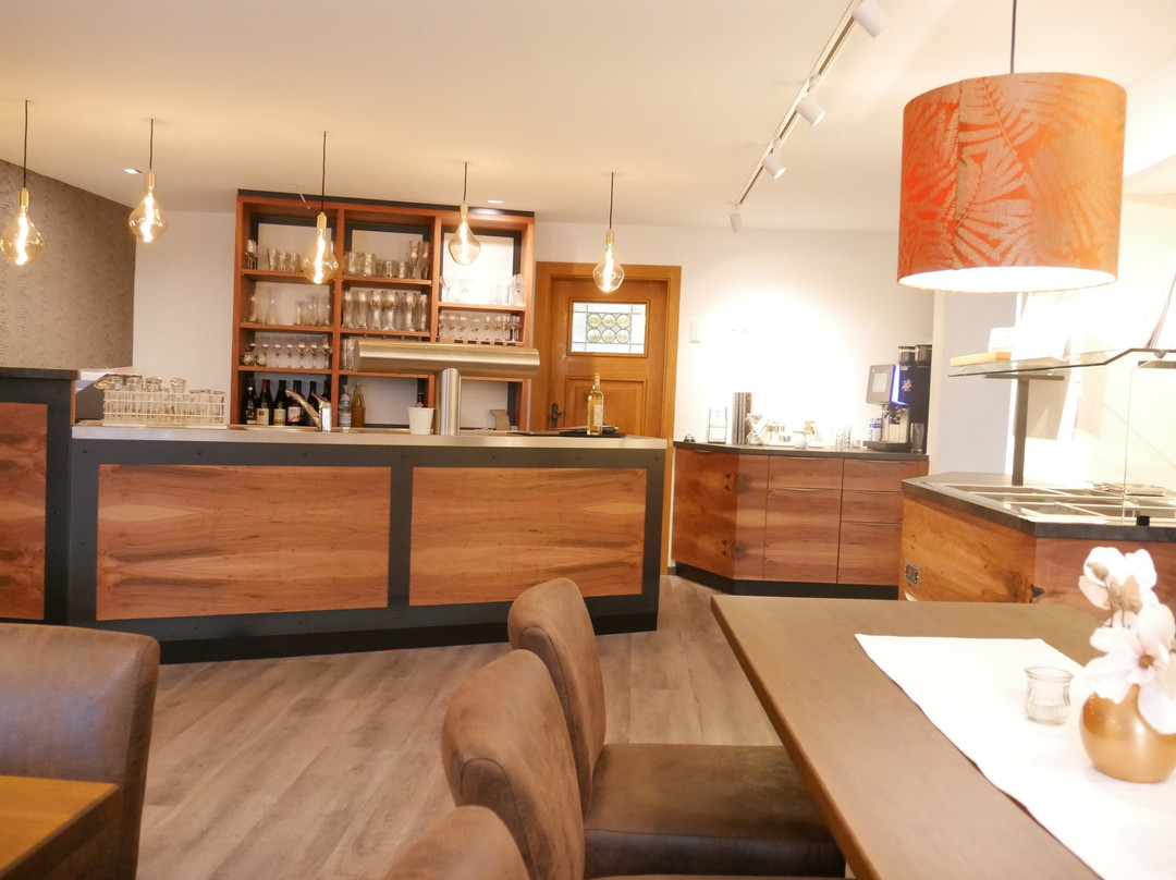 Zum Schloss - Hotel & Restaurant主图