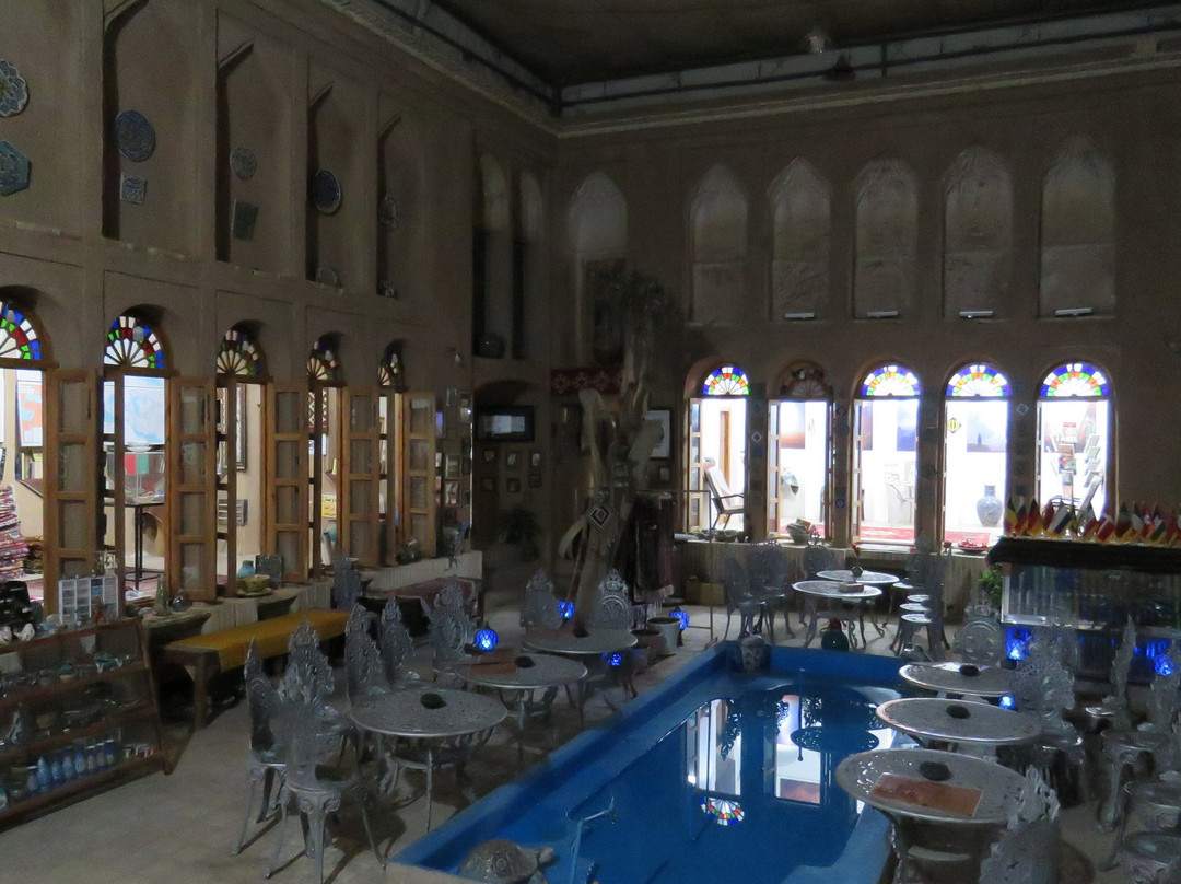 Tourist Library, Information center, roof view-亚兹德必去景点