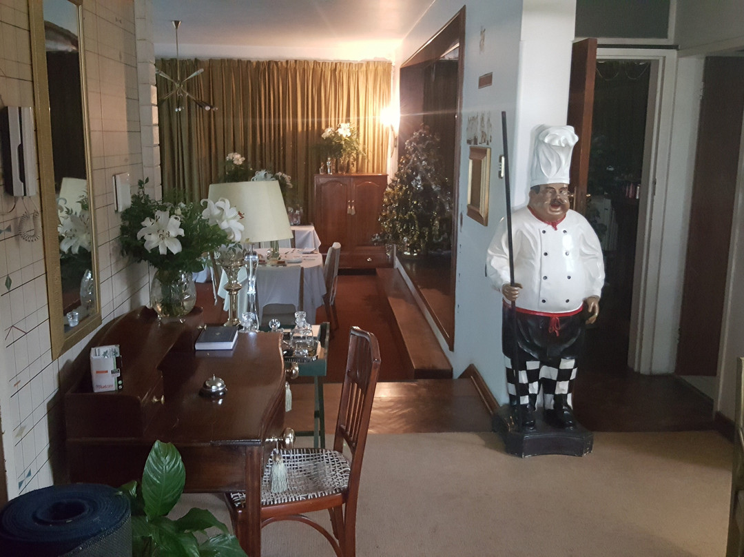 Emerald Guest House Springs主图