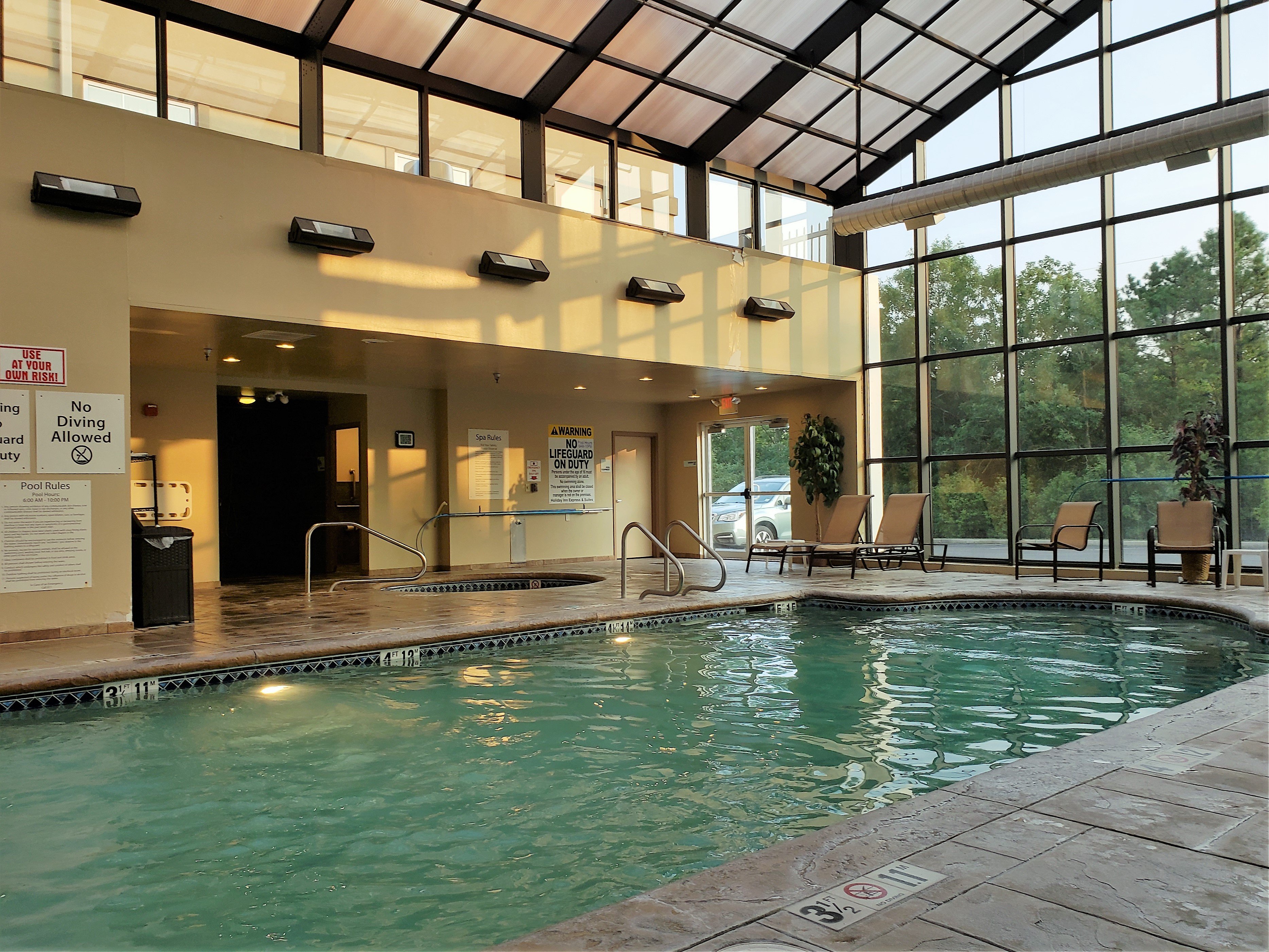 Holiday Inn Express & Suites Absecon-atlantic City Area By IHG-泳池
