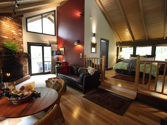 乌兰雨林休闲村主图