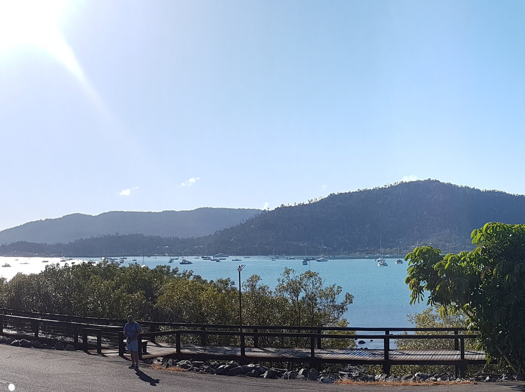 艾尔利滨海家庭式酒店主图