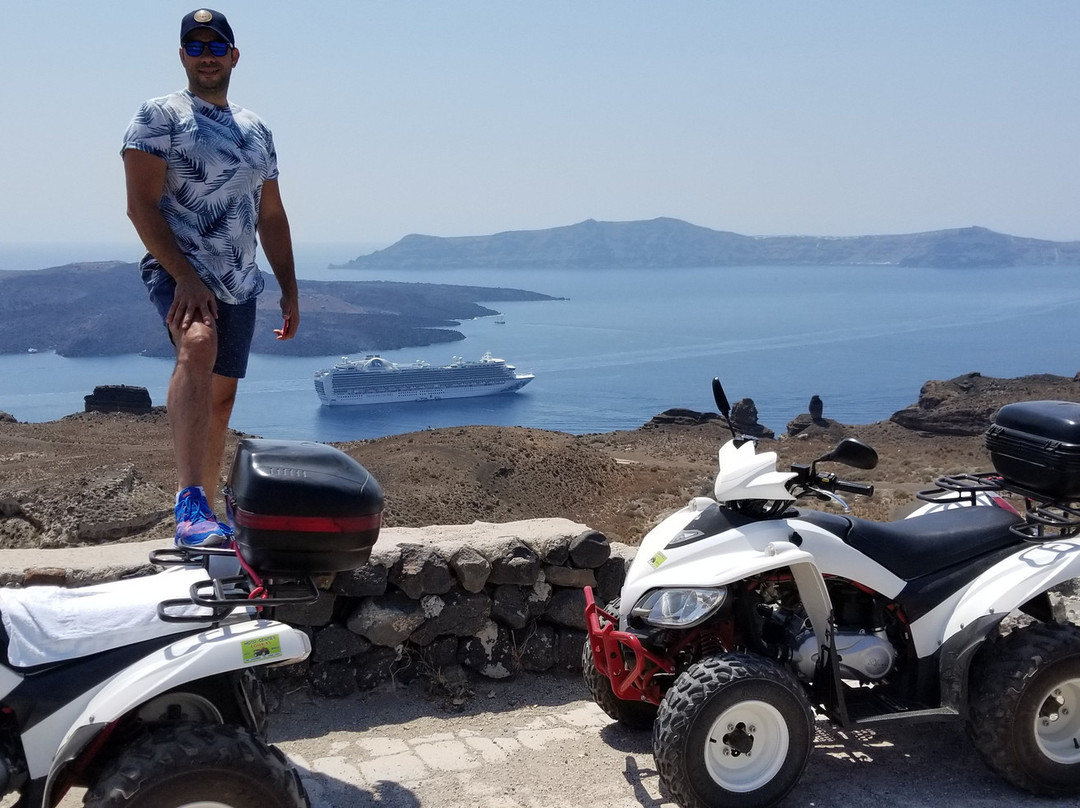 Moto Center Loukas-费拉必去景点