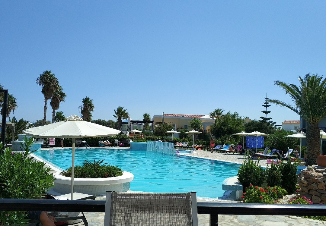 Blue Jay Beach Hotel主图