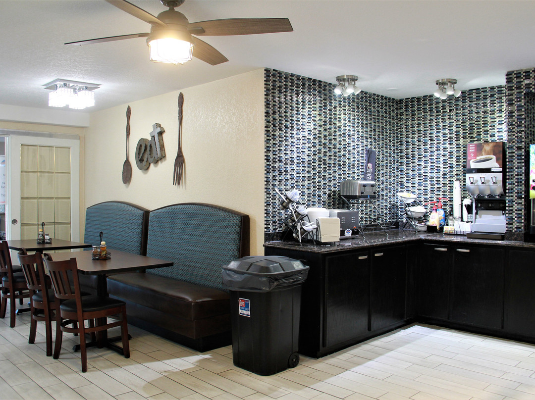 Baymont by Wyndham Stevens Point主图