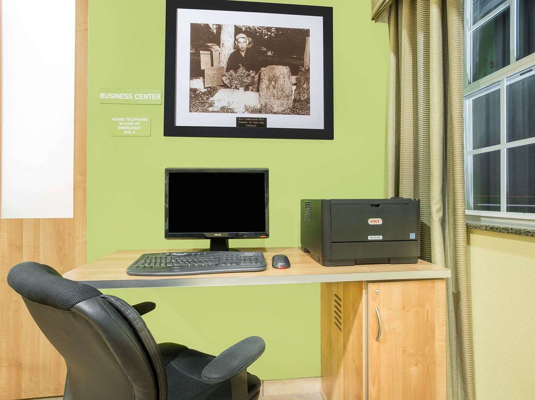 塔斯肯姆比亚/马梭舒阿尔斯麦克罗特客栈&套房酒店主图