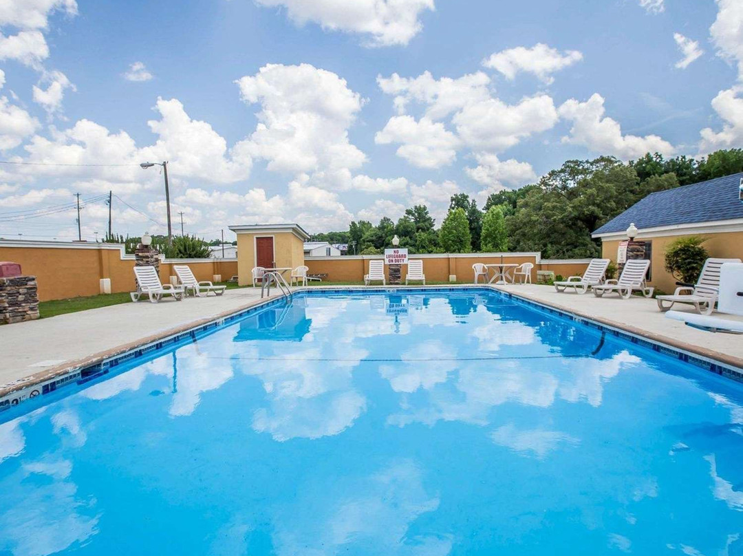 Quality Inn Greenwood Hwy 25主图