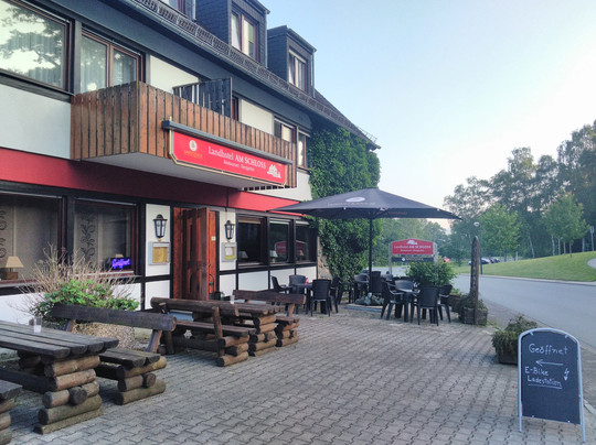 施洛斯城堡兰德酒店主图