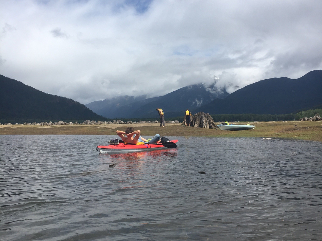 Hope Kayak and Paddle Board Rentals-霍普必去景点