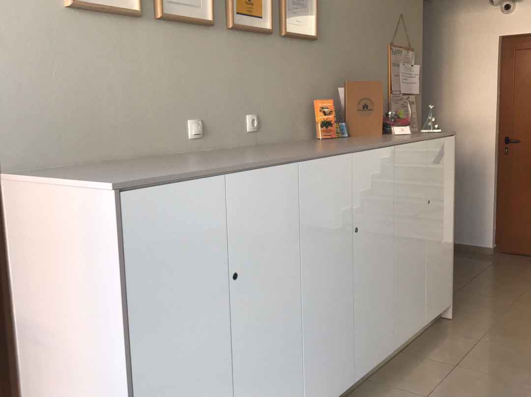 Newcastle Studios主图