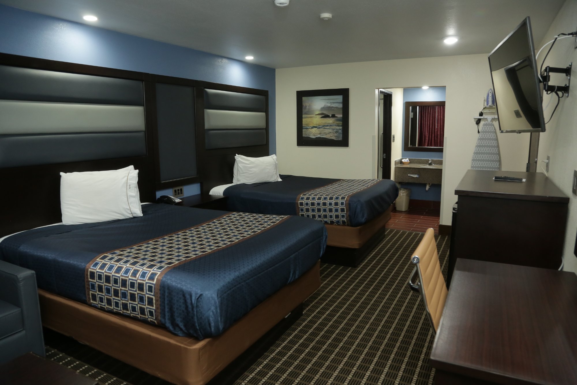 Theroff's Motel-官方