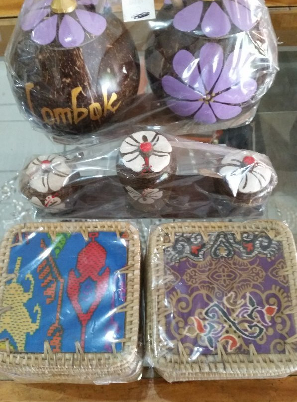Bayan Lombok Handicraft & Tropical Gift-Senggigi必去景点
