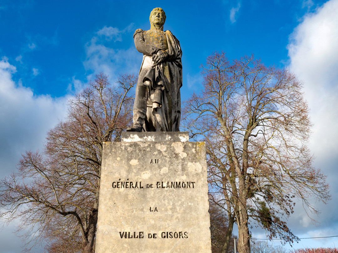 Statue Du Général De Blanmont景点图片
