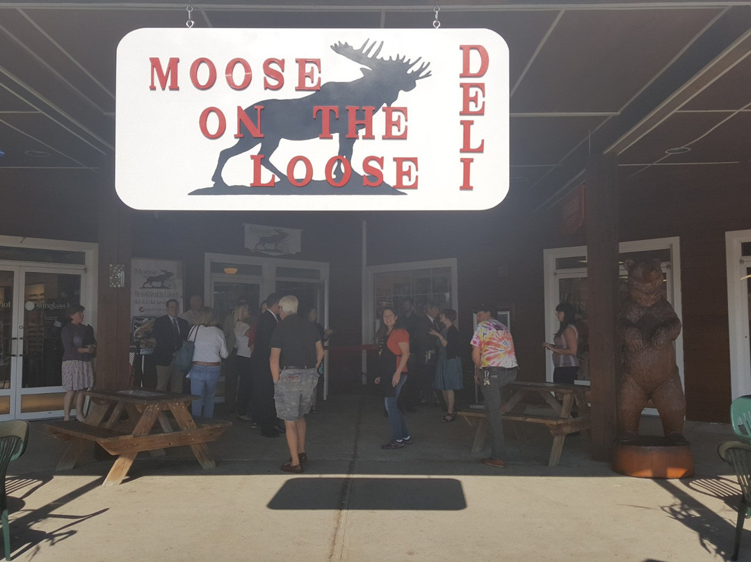 Moose On The Loose Deli