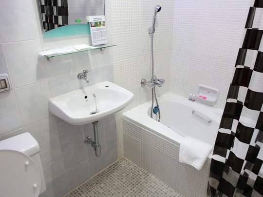 PR Place Hotel and Apartment主图