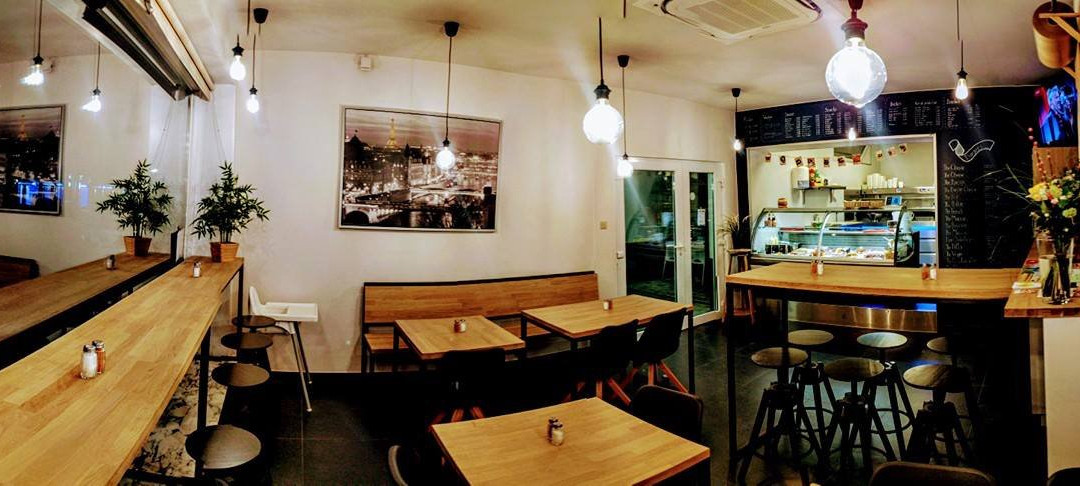 Ettelgem餐馆和美食-Frituur Kjell