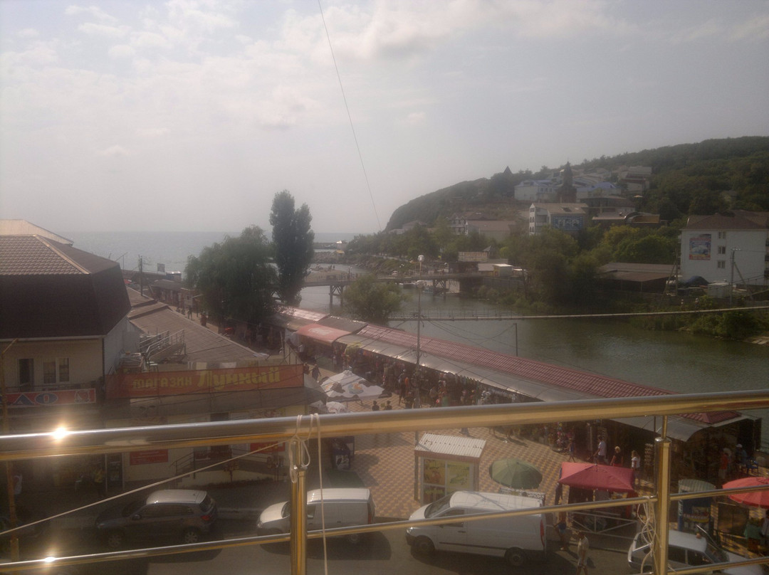 Tri Brillianta主图