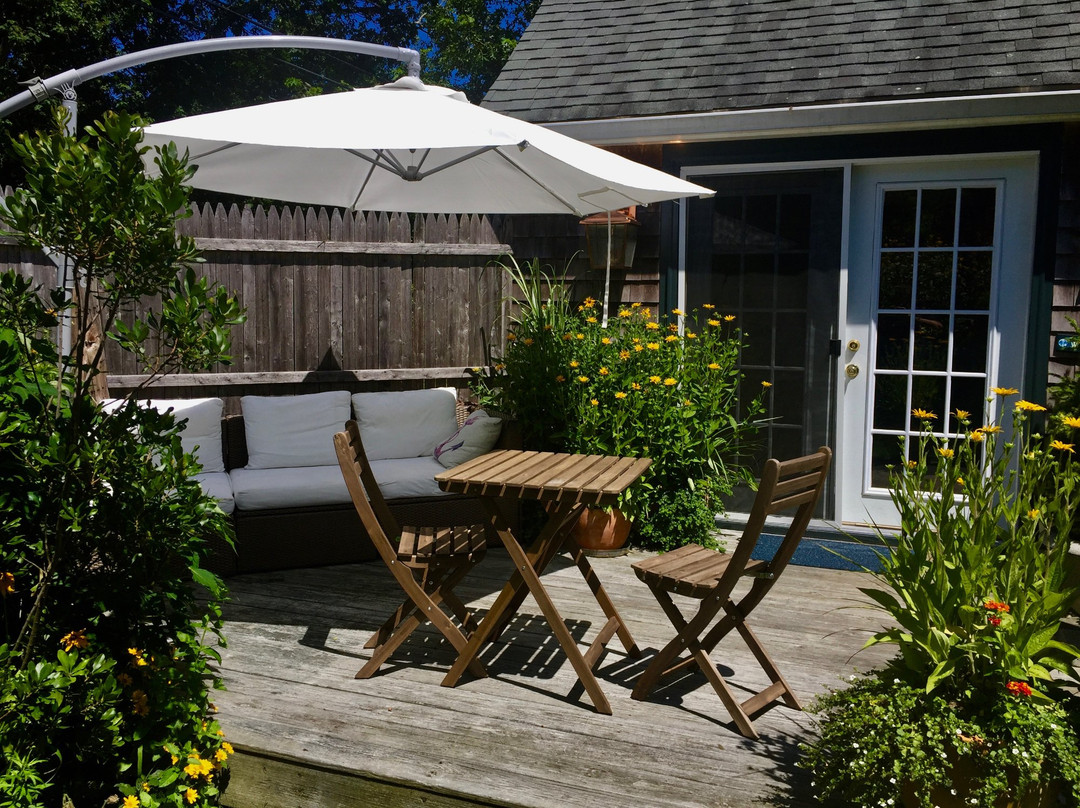 Vineyard Haven酒店住宿-Charles & Charles