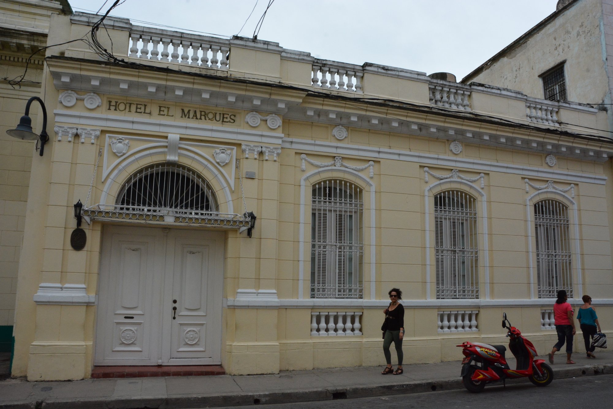 Hotel E El Marques-浴室