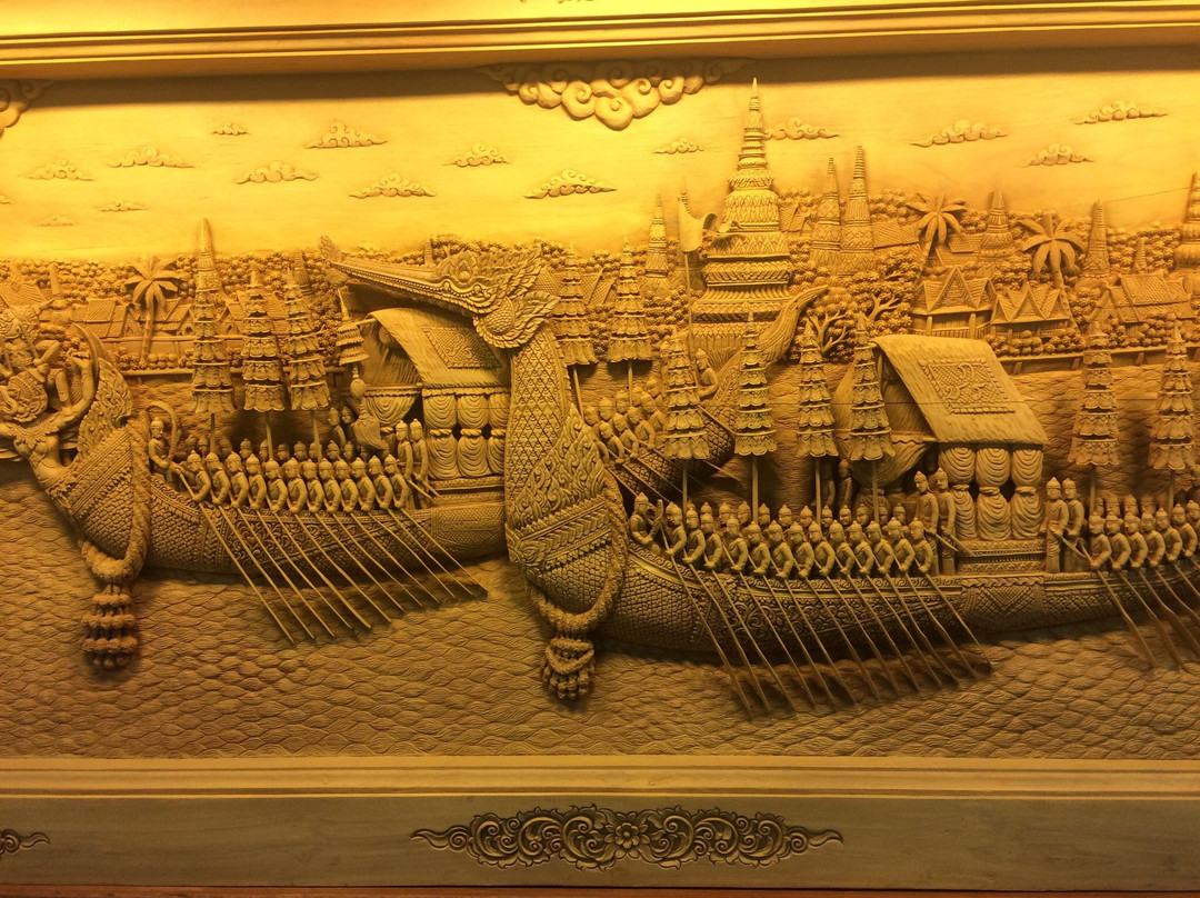 Carved Woods Factory景点图片