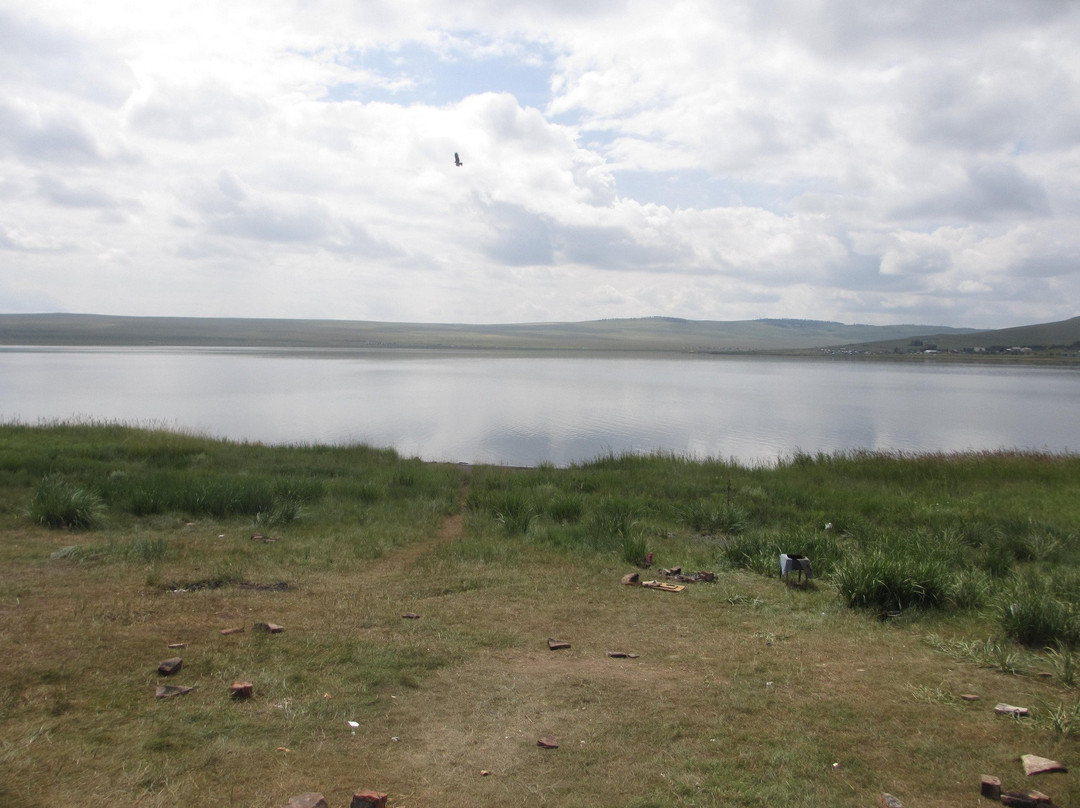 Lake Tus-Iyus必去景点