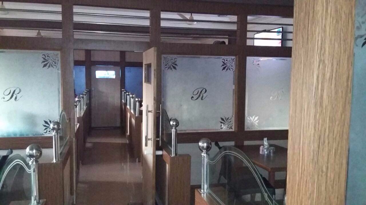 Ramdev Yermal-餐饮