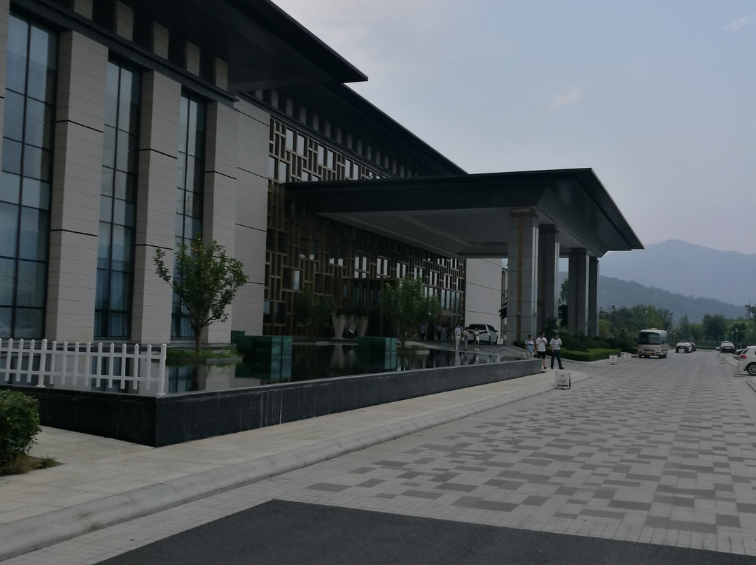 连云港花果山国际酒店主图