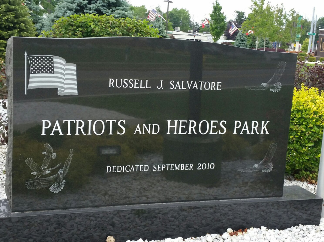 Patriots and Heroes Park景点图片