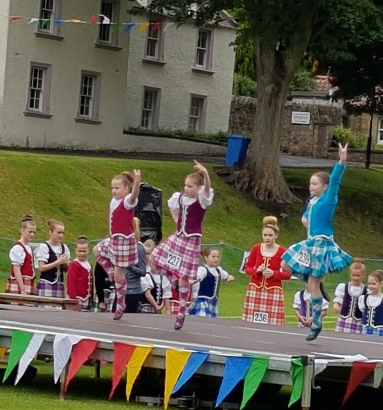 Ceres Highland Games-Ceres必去景点