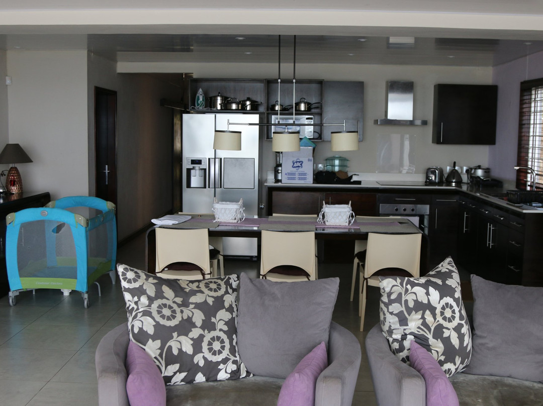 Blue Shell Apartments主图