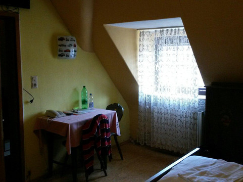 啤酒花园阿德勒餐厅酒店主图