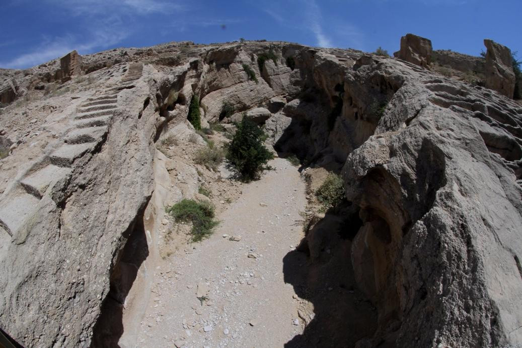 Siraf Ancient Graveyard-Bushehr必去景点