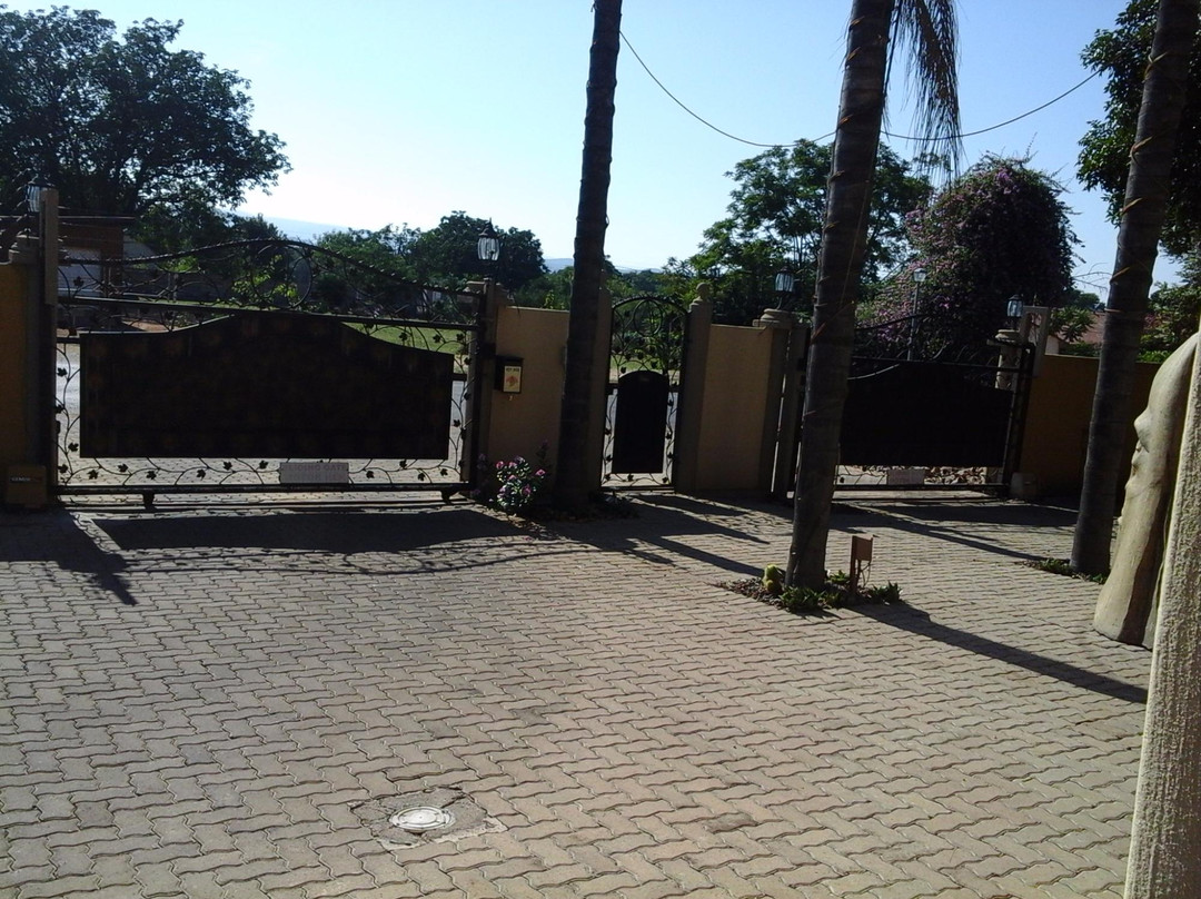 Ya Rena Guest House主图