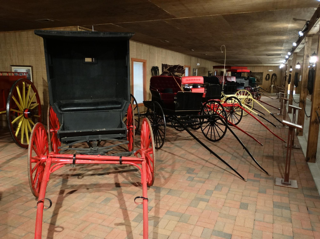 Robert Thomas Carriage Museum and Schwartz Tavern景点图片