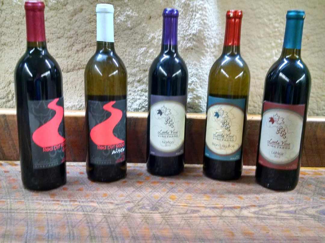 Little Vine Vineyards and Winery景点图片