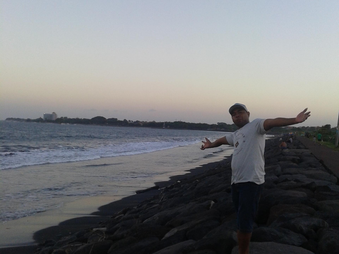 Padang Galak Beach-沙努尔必去景点