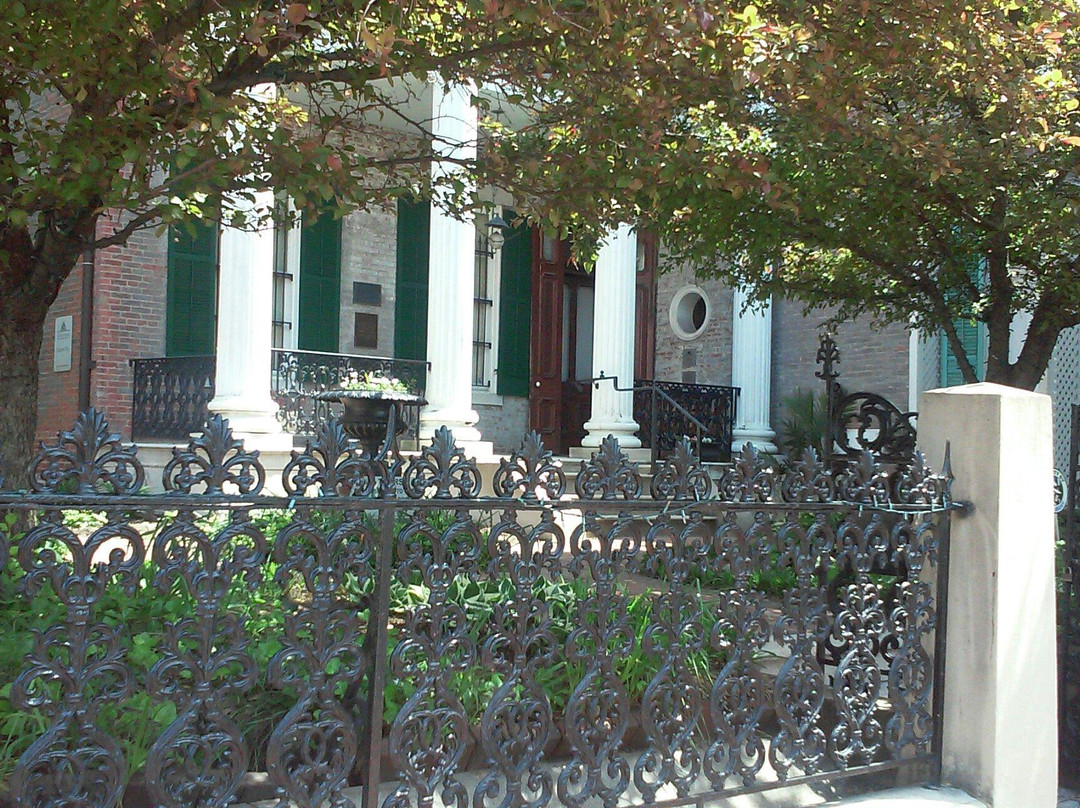Chatillon-DeMenil Mansion景点图片