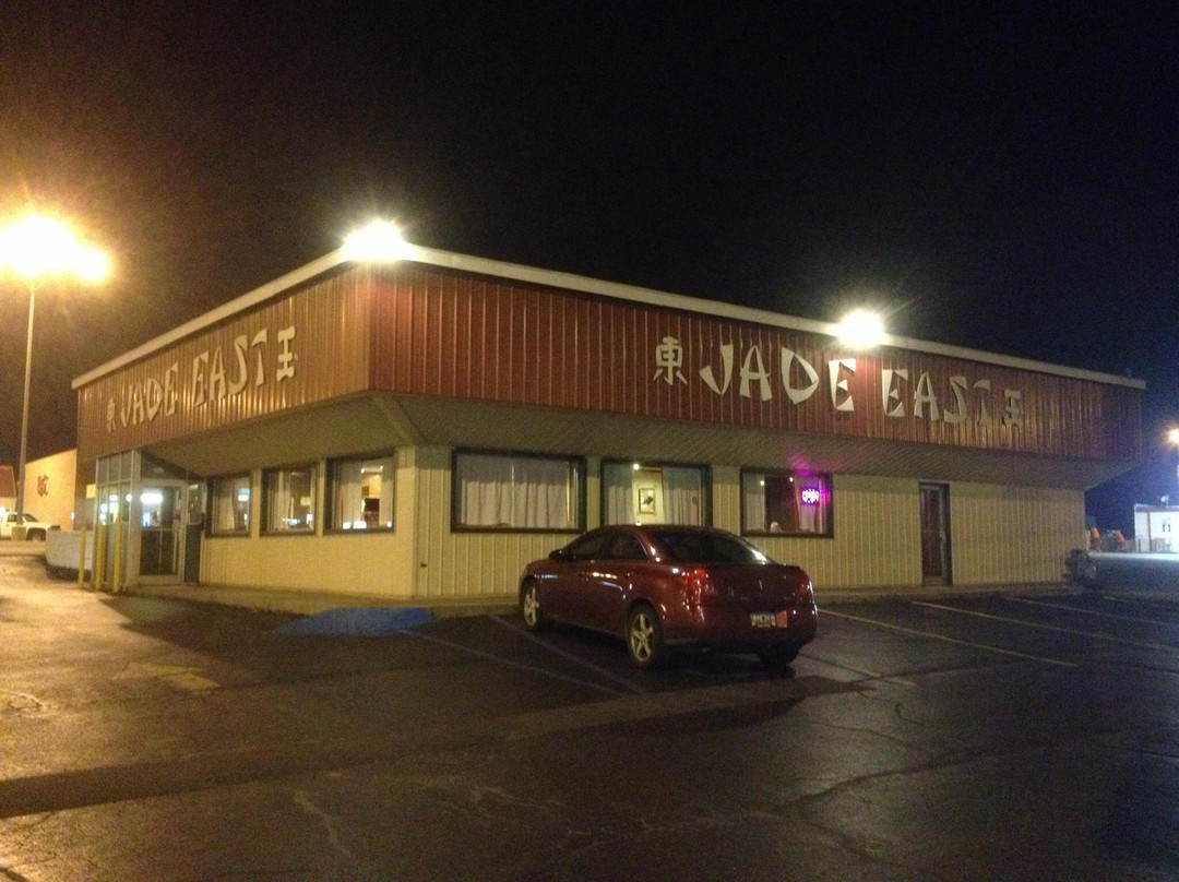 Lloyd餐馆和美食-Jade East