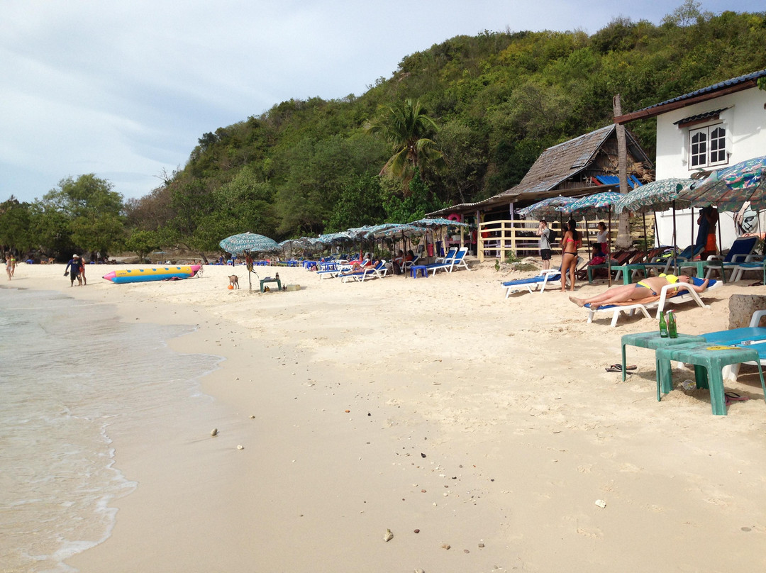 Ta Yai beach景点图片